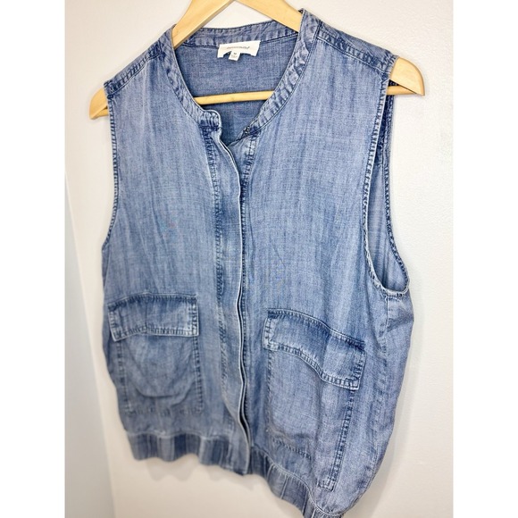 Splendid Collection Women's Chambray Denim Snap Front Top Vest MEDIUM - Picture 3 of 4